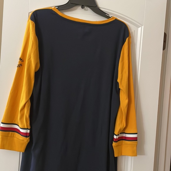 Tommy Hilfiger Black and Gold Long Sleeve Dress - Picture 5 of 12